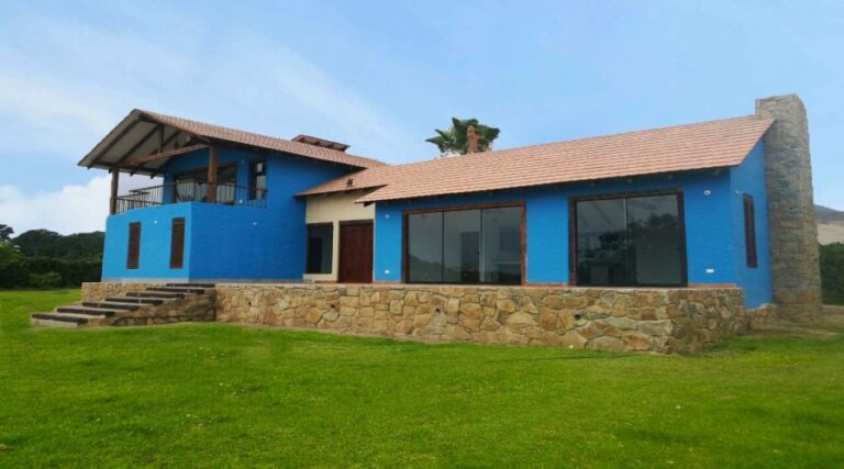 Azul Rural Casas rurales de color azul - CASAS RURALES